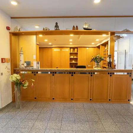 Hotel Hus Up Dün 3*